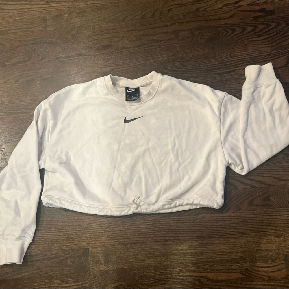 Nike Women’s Swoosh Crop  Top Sweatshirt Sweater Size M White